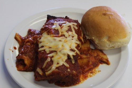 Meat Lasagna & Side & Roll