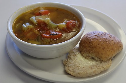Vegetable Soup & Roll
